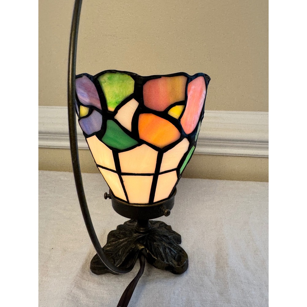 Tiffany Style Stained Glass Dragonfly Accent Lamp Multi-Color Slag Glass 11"